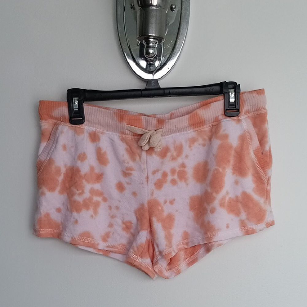 Theo & Spence Women's Draw String Tie-Dye Short Shorts